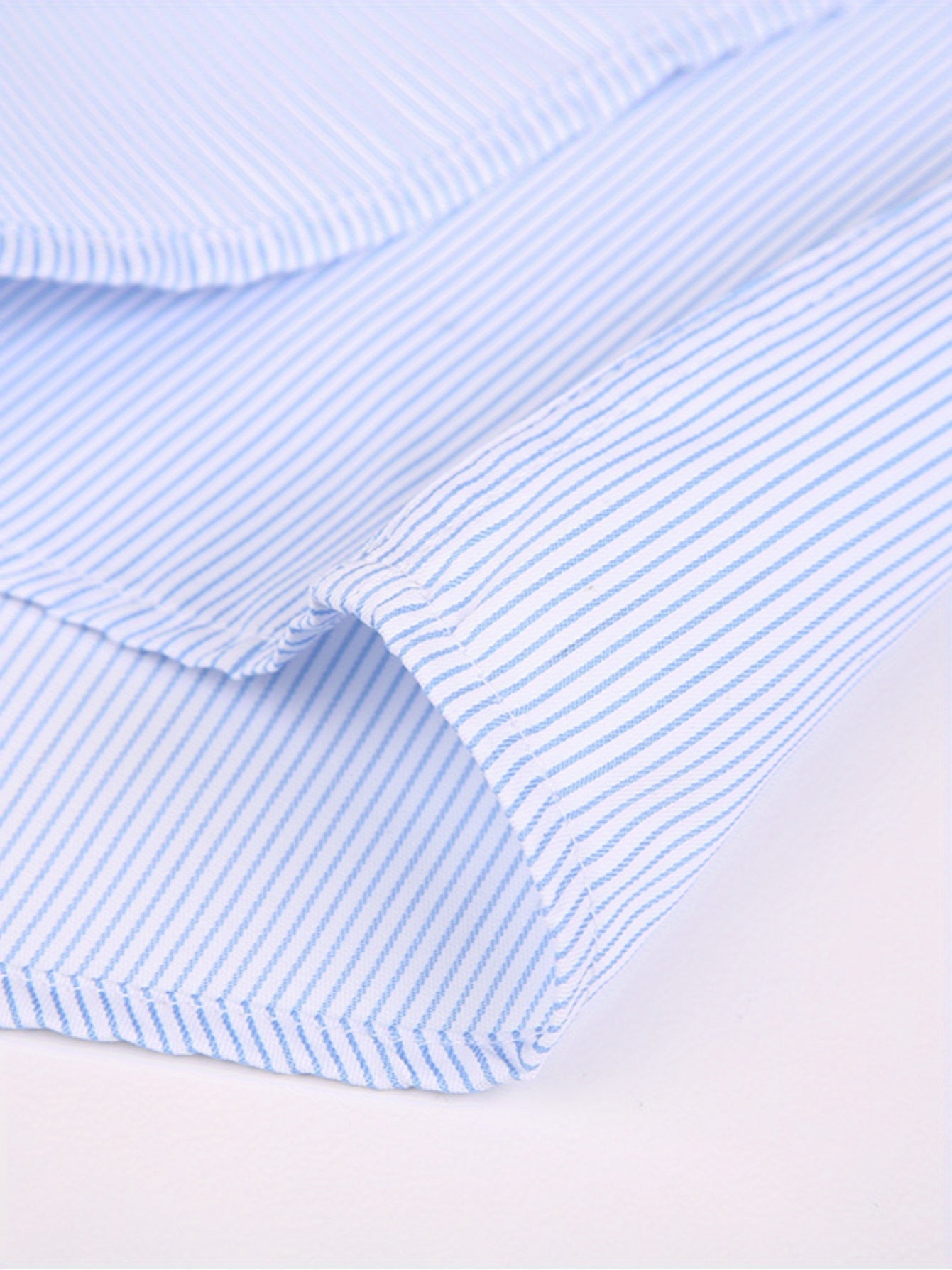 Men'S Solid Color Short Sleeve Dress Shirt - Business Casual Button-Up with Collar, Regular Fit for Office, Parties & Casual Outings (Spring\u002FFall), Short Sleeve Dress Shirt, Spring Fall Attire, Classic Collar, Nonstretch Fabric